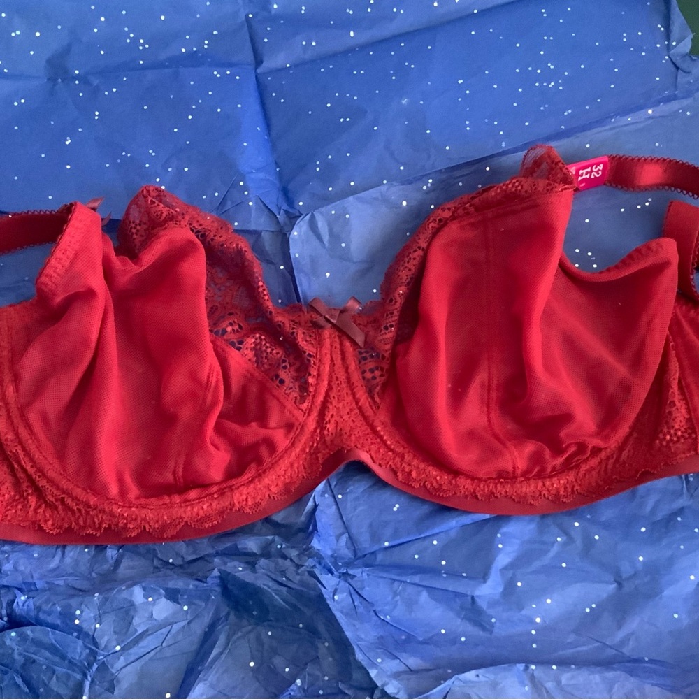 Red 32H UK sized Curvy Kate bra
